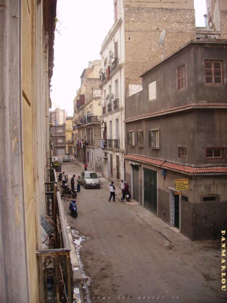 ORAN VERS LA RUE PARMENTIER.JPG